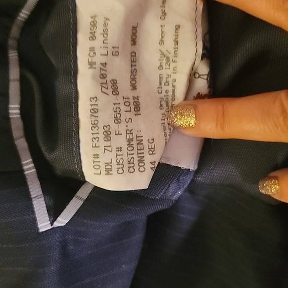 💝 Hickey Freeman suit 44 Reg - Picture 6 of 6